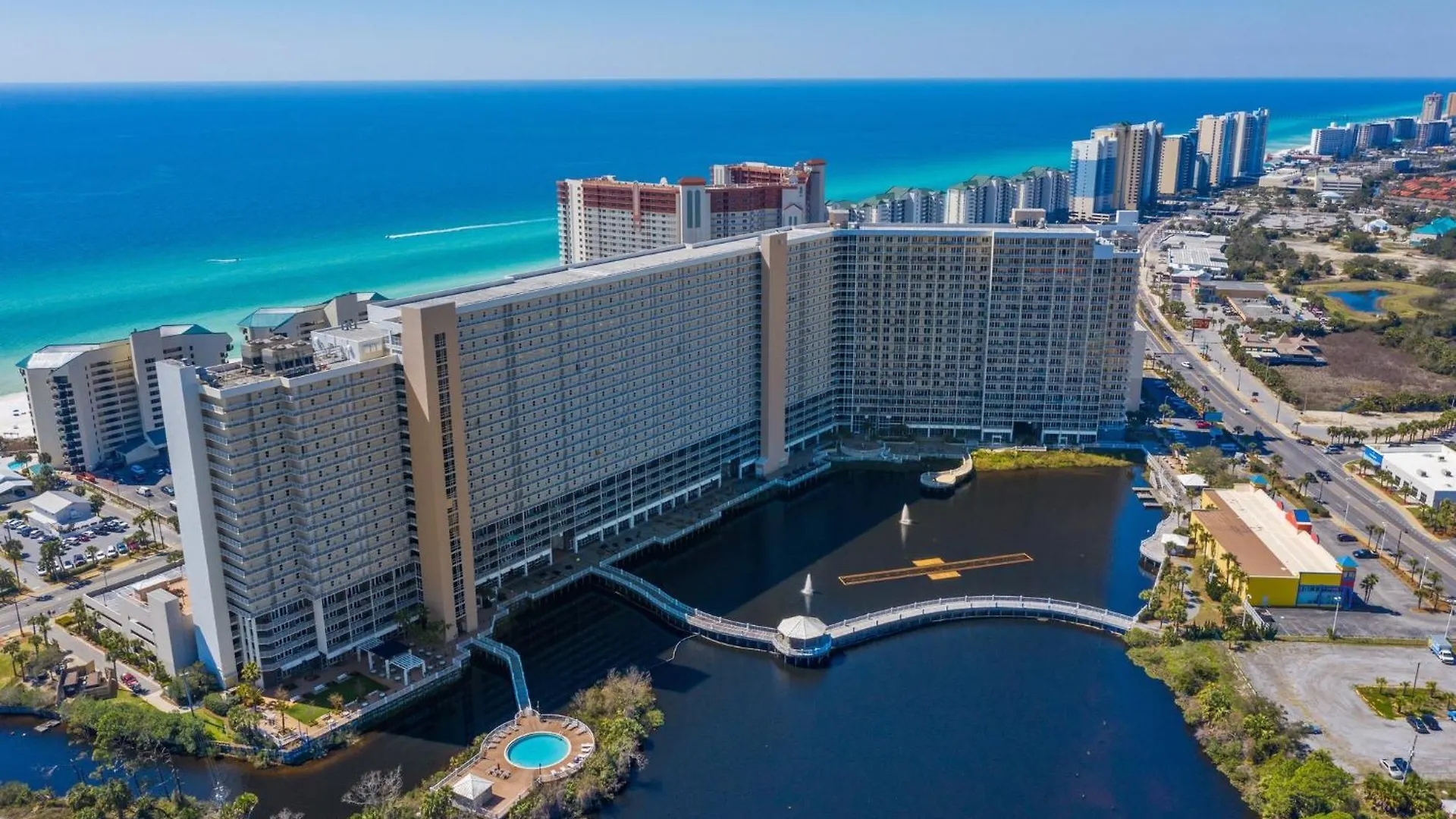 Apartment Laketown Wharf 1537 Panama City Beach